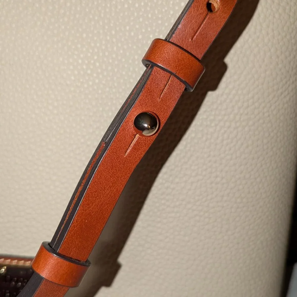 Dooney & Bourke shoulder, pristine condition! - Picture 7 of 8